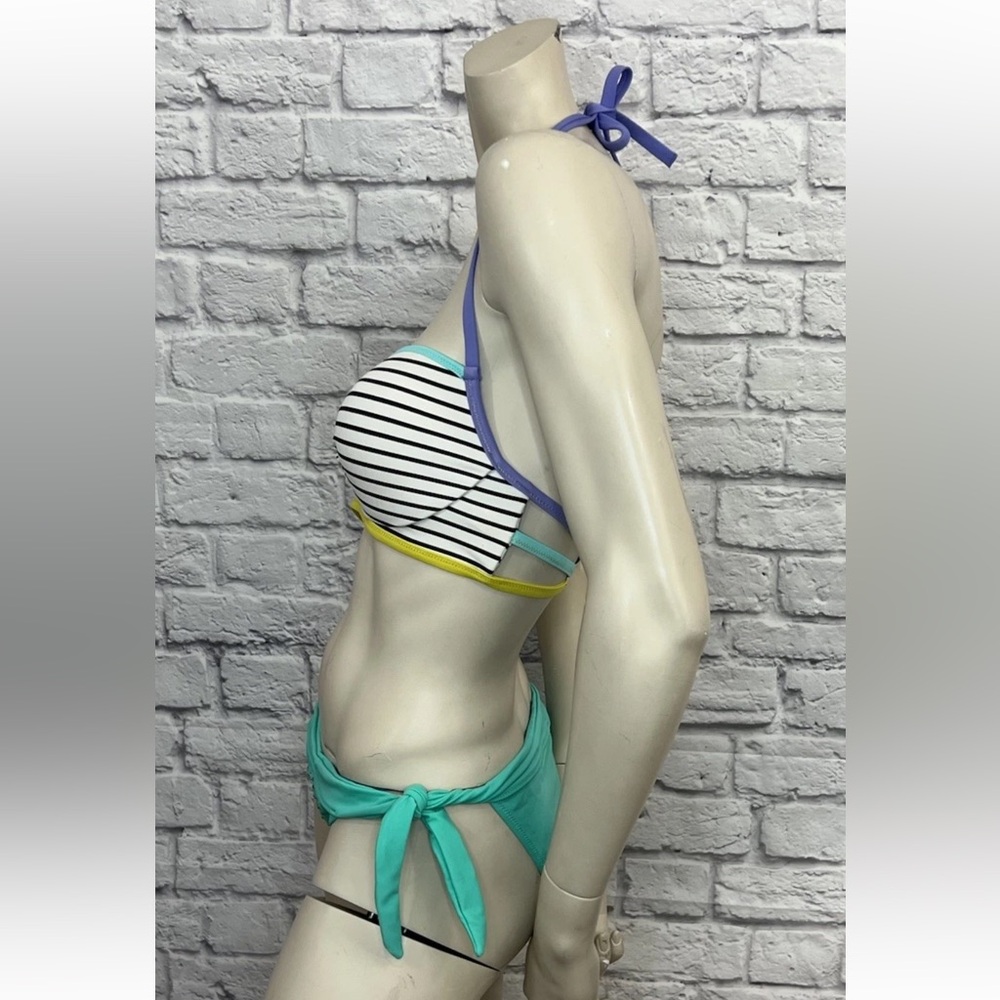 VICTORIA’S SECRET 2 PIECE MULTI COLOR STRIPED BIKINI SWIM SUIT SIZE M/32DD - Picture 3 of 5